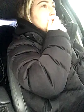 Snapshot of Reina_Cummings chatting on October 2025 05:07:02 AM Reina Cummings online show from October 2025 05:07:02 AM