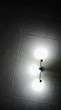 Snapshot of Reina_Cummings chatting on December 2025 05:38:02 AM Reina Cummings online show from December 2025 05:38:02 AM