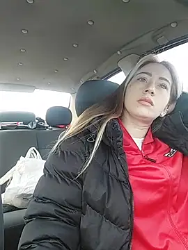 Reina Cummings online show from February 2026 06:23:01 AM