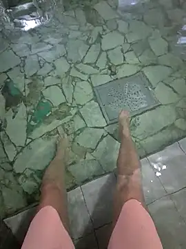 starvingo2002 online show from December 2025 03:46:01 AM