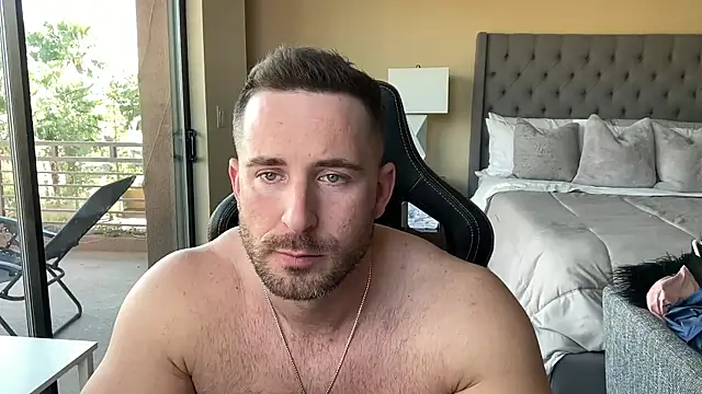 brettmycles28 online show from November 2025 08:54:02 PM