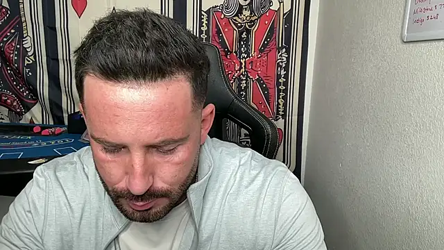 Snapshot of brettmycles28 chatting on February 2026 09:40:02 PM brettmycles28 online show from February 2026 09:40:02 PM