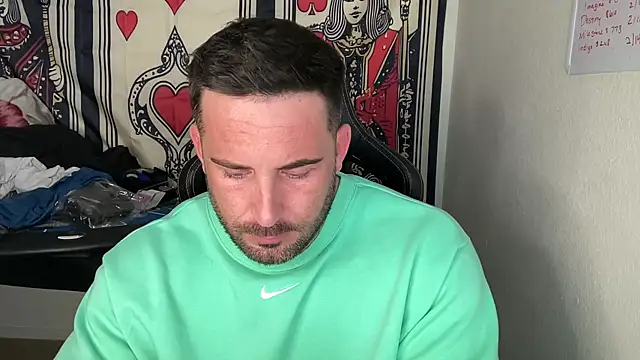 Snapshot of brettmycles28 chatting on February 2026 12:41:01 AM brettmycles28 online show from February 2026 12:41:01 AM