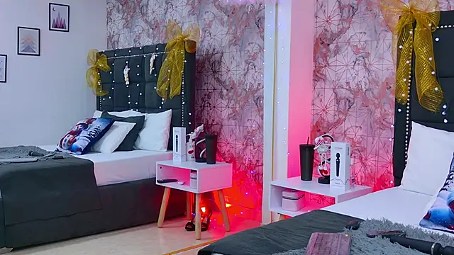 Snapshot of Angelique_Angell chatting on November 2025 07:50:02 PM Angelique Angell online show from November 2025 07:50:02 PM