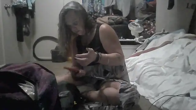 Snapshot of TWiSTYTheTwizted chatting on June 2026 01:19:01 AM TWiSTYTheTwizted online show from June 2026 01:19:01 AM