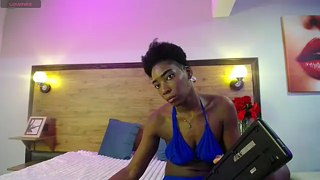 AlexandraCambell online show from February 2026 12:59:02 PM