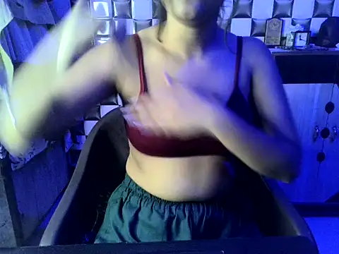 Snapshot of Beautiful_ladki chatting on September 2025 07:50:01 PM Beautiful ladki online show from September 2025 07:50:01 PM