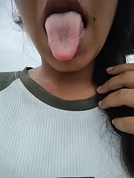 Snapshot of HOTSEXY_KAVYA chatting on August 2026 03:31:02 AM HOTSEXY KAVYA online show from August 2026 03:31:02 AM