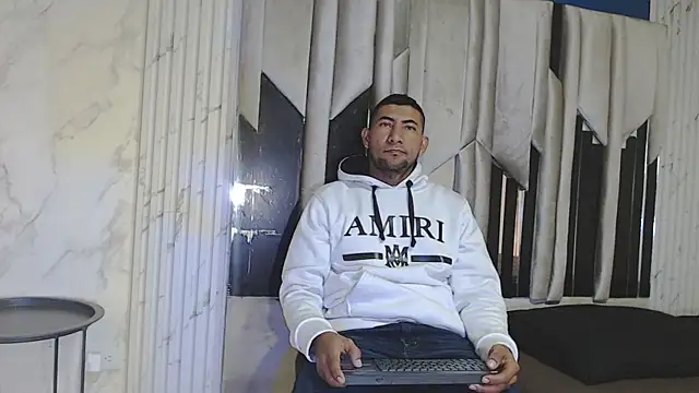 Morganandmegan online show from October 2025 11:32:02 AM