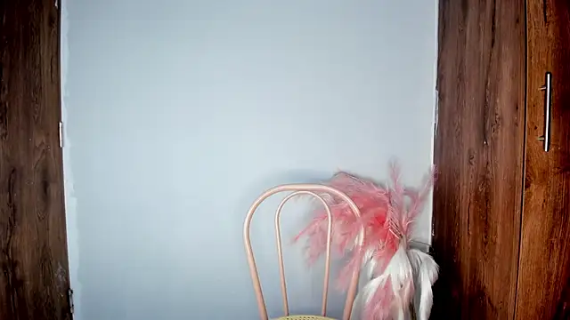 Snapshot of khate_smith chatting on December 2025 04:25:01 PM khate smith online show from December 2025 04:25:01 PM