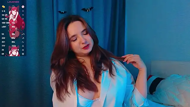 Snapshot of LucilleMcBride chatting on November 2025 07:41:02 AM LucilleMcBride online show from November 2025 07:41:02 AM