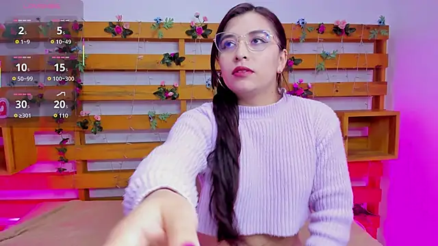 SoftieNymph online show from November 2025 12:06:01 PM