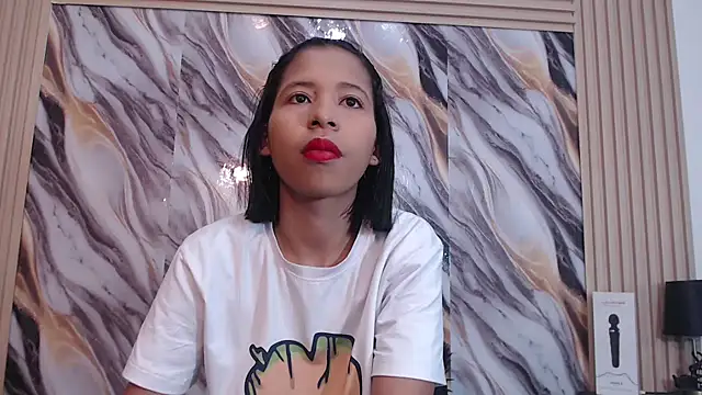 Snapshot of Samantha_Fox69_ chatting on November 2025 05:34:01 PM Samantha Fox69 online show from November 2025 05:34:01 PM