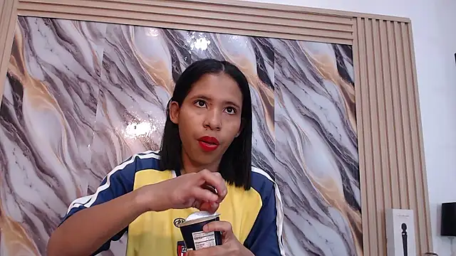 Snapshot of Samantha_Fox69_ chatting on January 2026 04:11:02 PM Samantha Fox69 online show from January 2026 04:11:02 PM