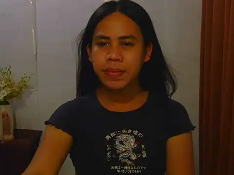 Snapshot of exoticpinay_dolly chatting on October 2025 04:38:01 AM exoticpinay dolly online show from October 2025 04:38:01 AM