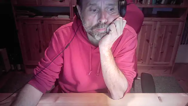 boy40bi online show from October 2025 11:26:02 PM