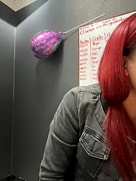 Snapshot of JuliethaDemon_ chatting on November 2025 01:17:02 PM JuliethaDemon online show from November 2025 01:17:02 PM