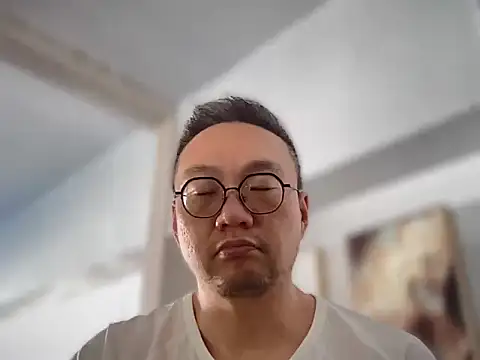 Kumamon518 online show from February 2026 06:01:02 AM