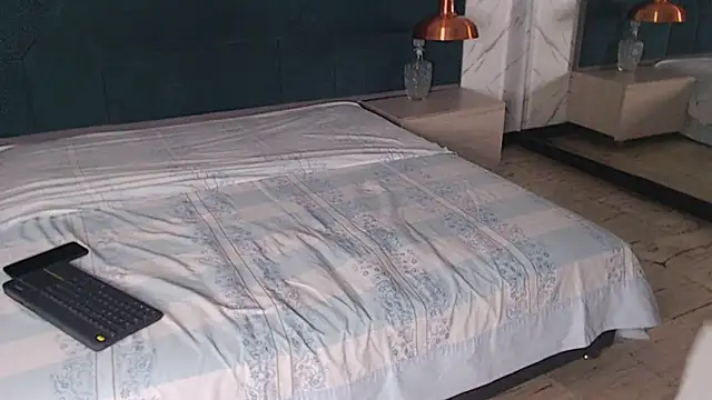 Snapshot of shule7 chatting on November 2025 01:10:02 PM shule7 online show from November 2025 01:10:02 PM