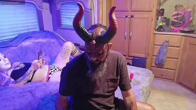 jamiezlilith online show from September 2025 11:53:02 PM