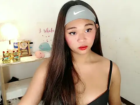 Snapshot of Malia_cummer chatting on October 2025 11:00:02 AM Malia cummer online show from October 2025 11:00:02 AM