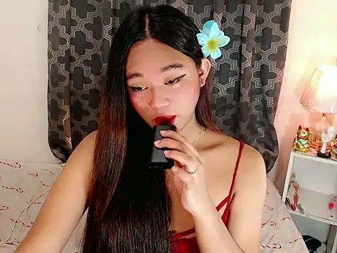 Snapshot of Malia_cummer chatting on May 2026 12:33:02 PM Malia cummer online show from May 2026 12:33:02 PM