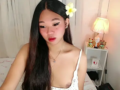 Malia cummer online show from June 2026 04:06:02 AM