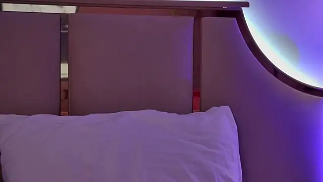 MeganStrain online show from January 2026 03:20:02 AM