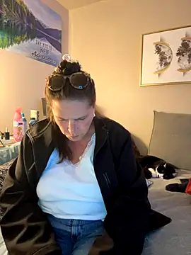 petalsexy online show from November 2025 12:46:01 AM