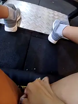 cicinha3657 online show from April 2026 05:03:01 PM