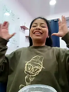 LilyCutee  online show from October 2025 07:25:02 PM