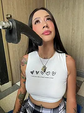 Snapshot of ValentinaBianchi chatting on July 2026 06:05:01 PM ValentinaBianchi online show from July 2026 06:05:01 PM