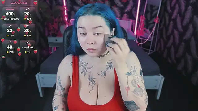 Mira Fyre online show from November 2025 08:18:01 PM