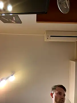 Italy sex boy online show from November 2025 12:22:01 AM