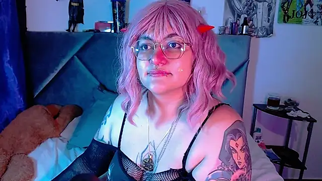 Snapshot of XxGreenGoodxX chatting on November 2025 11:41:01 PM XxGreenGoodxX online show from November 2025 11:41:01 PM