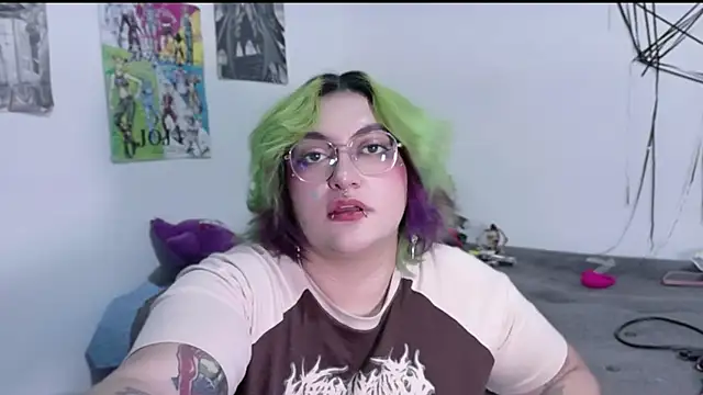 XxGreenGoodxX online show from April 2026 10:01:02 PM