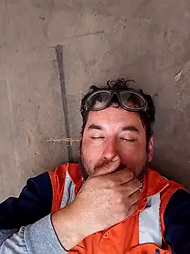 Lujor online show from January 2026 06:00:02 PM