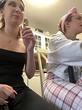 Snapshot of yourfavpsy_ chatting on March 2026 01:11:02 PM yourfavpsy online show from March 2026 01:11:02 PM