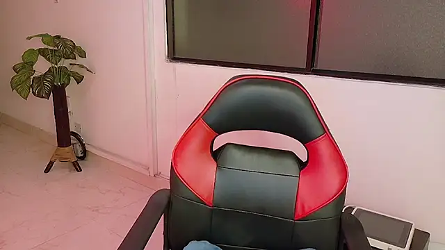 Hell Girll  online show from October 2025 03:49:01 AM