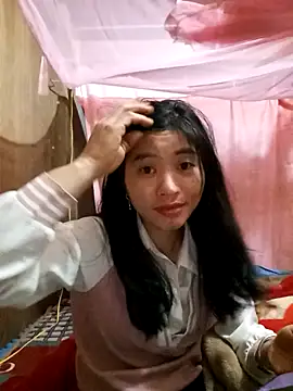 Phuongphuongg online show from December 2025 01:39:02 PM