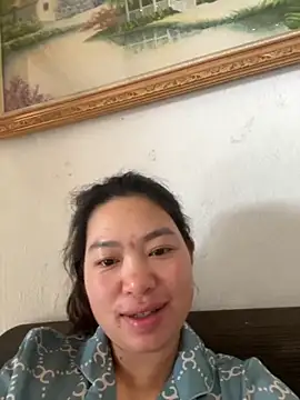 Snapshot of Nhung584 chatting on October 2025 12:09:01 AM Nhung584 online show from October 2025 12:09:01 AM