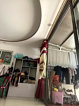 Snapshot of Nhung584 chatting on October 2025 03:10:02 AM Nhung584 online show from October 2025 03:10:02 AM