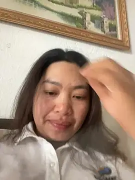 Snapshot of Nhung584 chatting on November 2025 07:09:02 AM Nhung584 online show from November 2025 07:09:02 AM