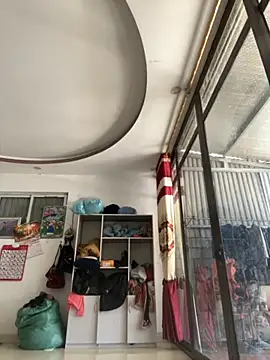 Snapshot of Nhung584 chatting on November 2025 02:11:01 AM Nhung584 online show from November 2025 02:11:01 AM