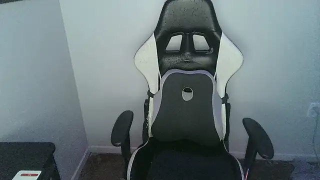 Partyguy92 online show from January 2026 01:42:01 AM