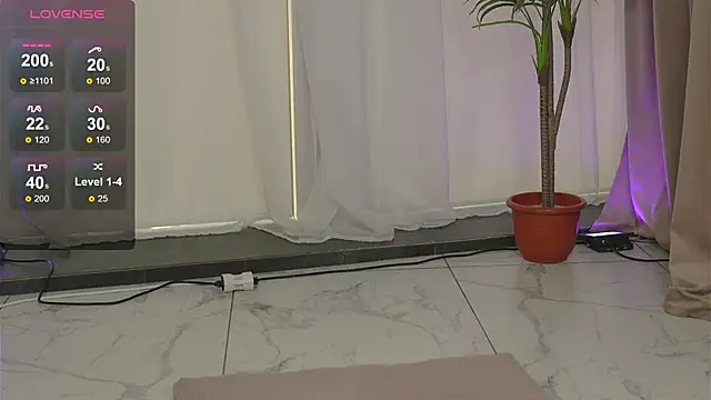 Snapshot of SportymilfX chatting on September 2025 04:56:02 AM SportymilfX online show from September 2025 04:56:02 AM