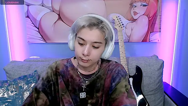 SophieAsh online show from November 2025 09:03:01 AM