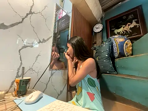 Snapshot of asya_chris chatting on October 2025 02:06:01 AM asya chris online show from October 2025 02:06:01 AM