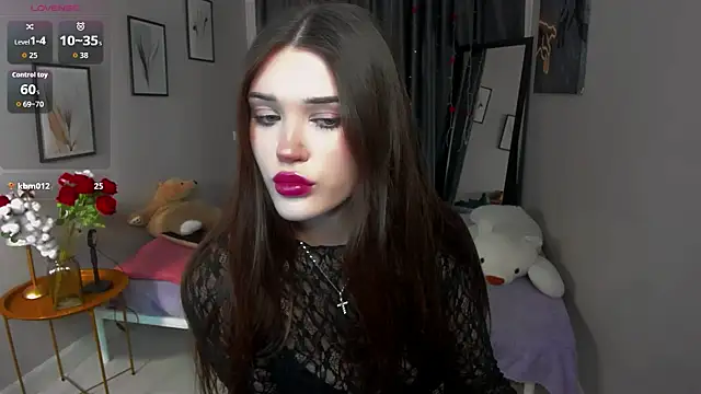 MollyBaby online show from April 2026 02:00:01 PM