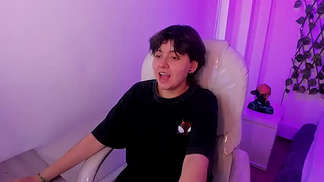 Nathaly ds online show from February 2026 07:08:02 PM